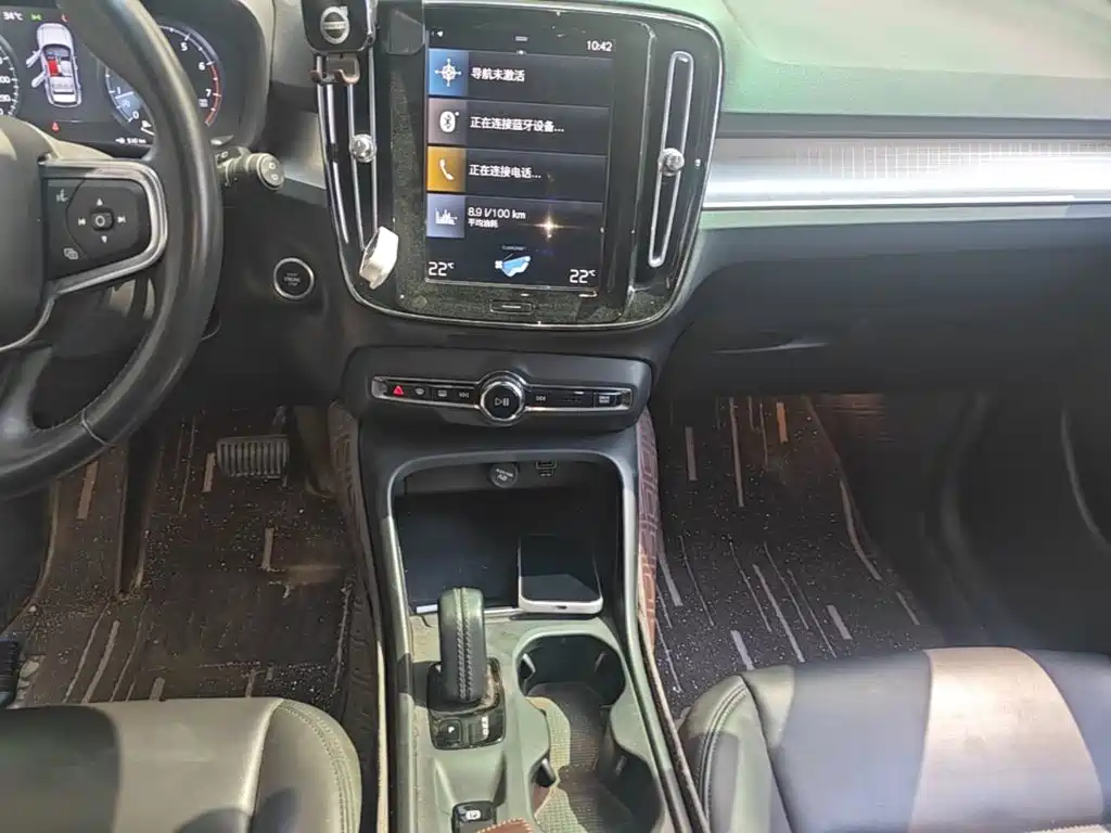 Volvo XC40 — миниатюра 13