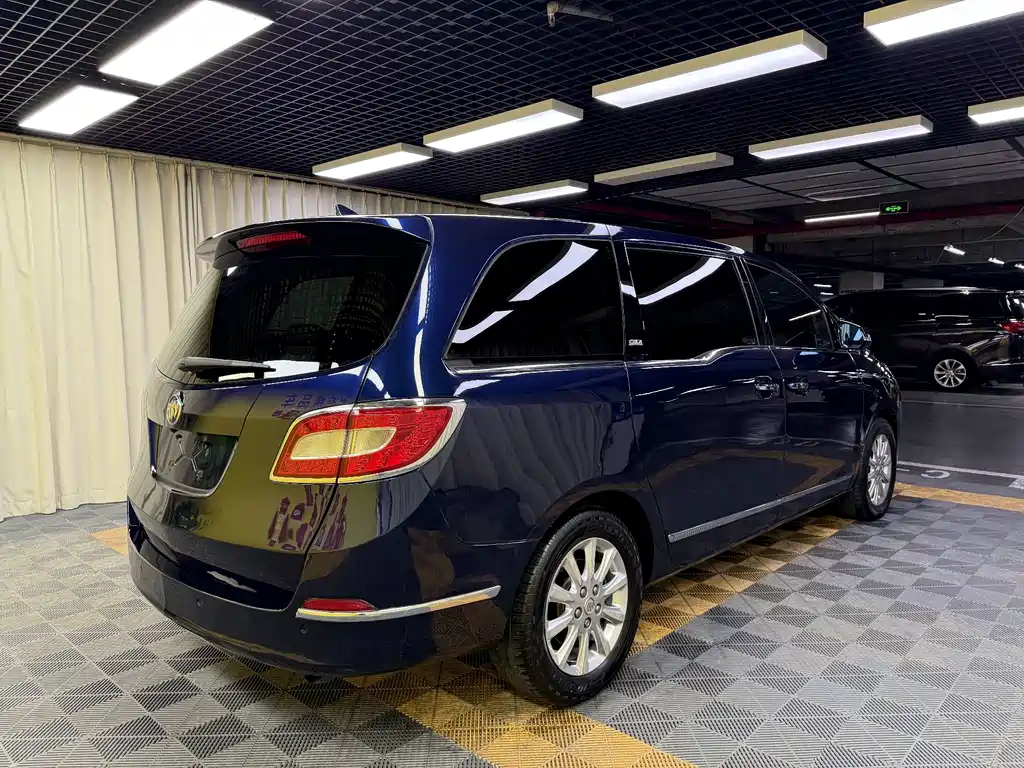 Buick GL8 — миниатюра 4