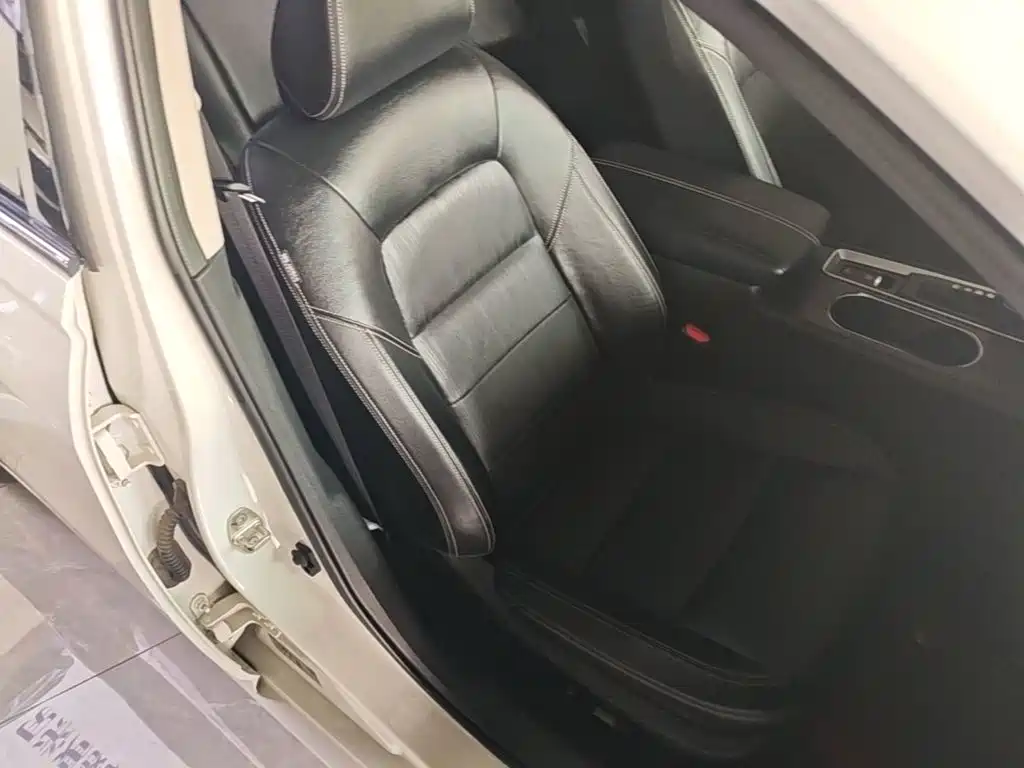 Nissan Teana — миниатюра 25