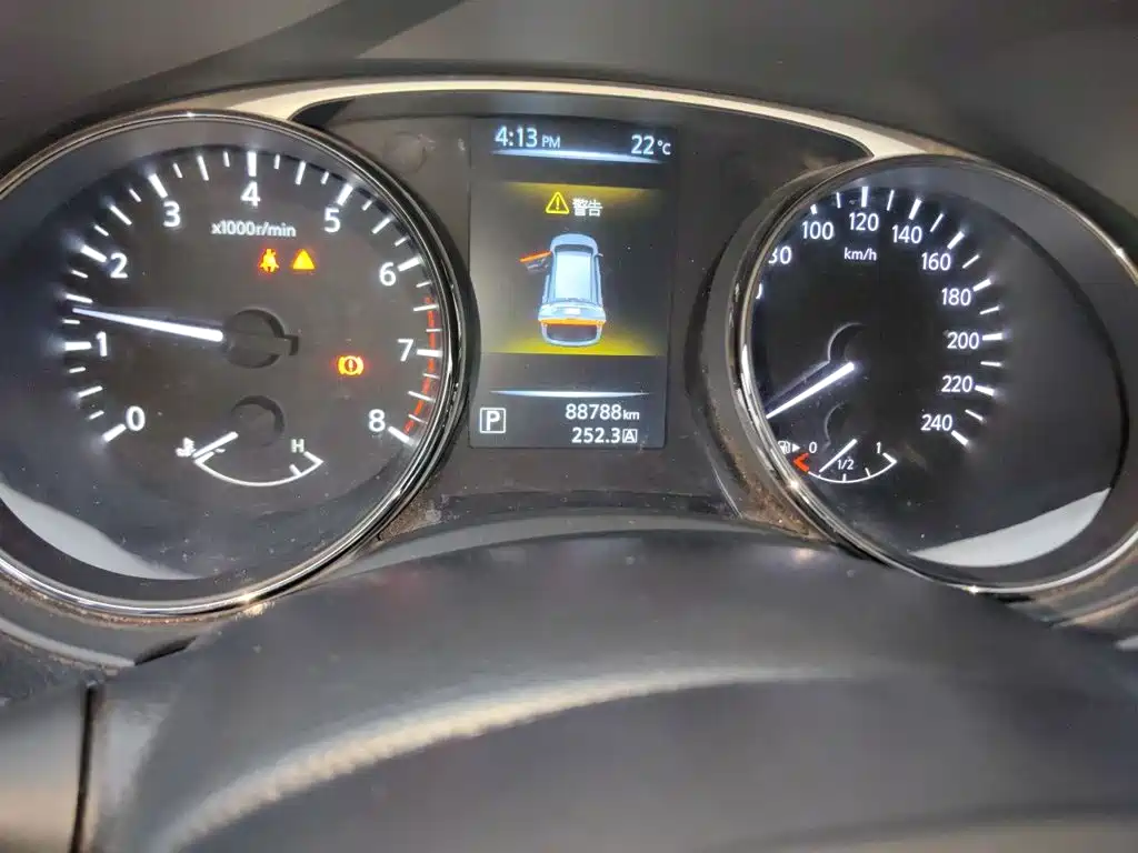 Nissan X-Trail — миниатюра 8