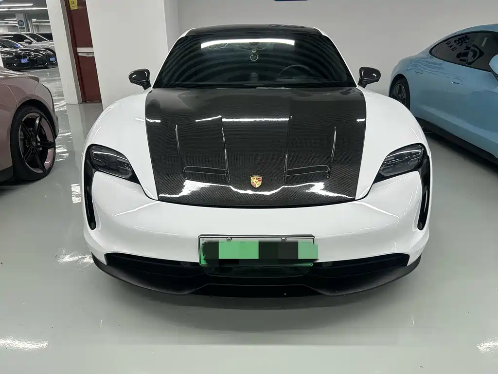 Porsche Taycan — миниатюра 2