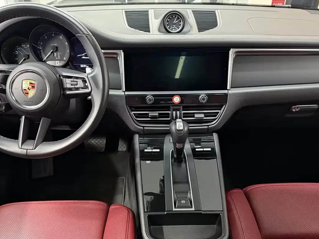 Porsche Macan — миниатюра 8