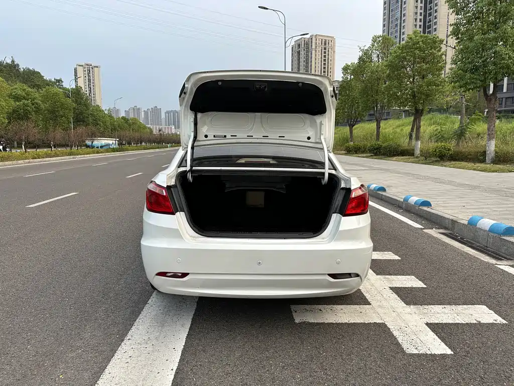 Changan Eado — миниатюра 9