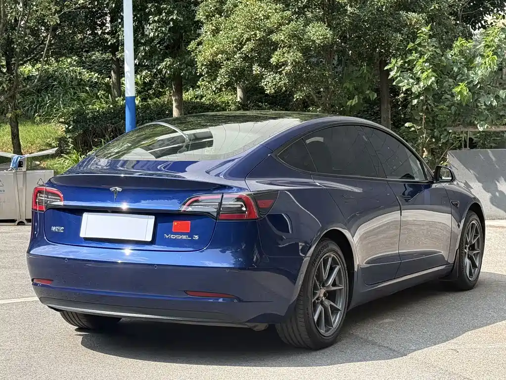 Tesla Model 3 — фотографии объявления, Фото 9