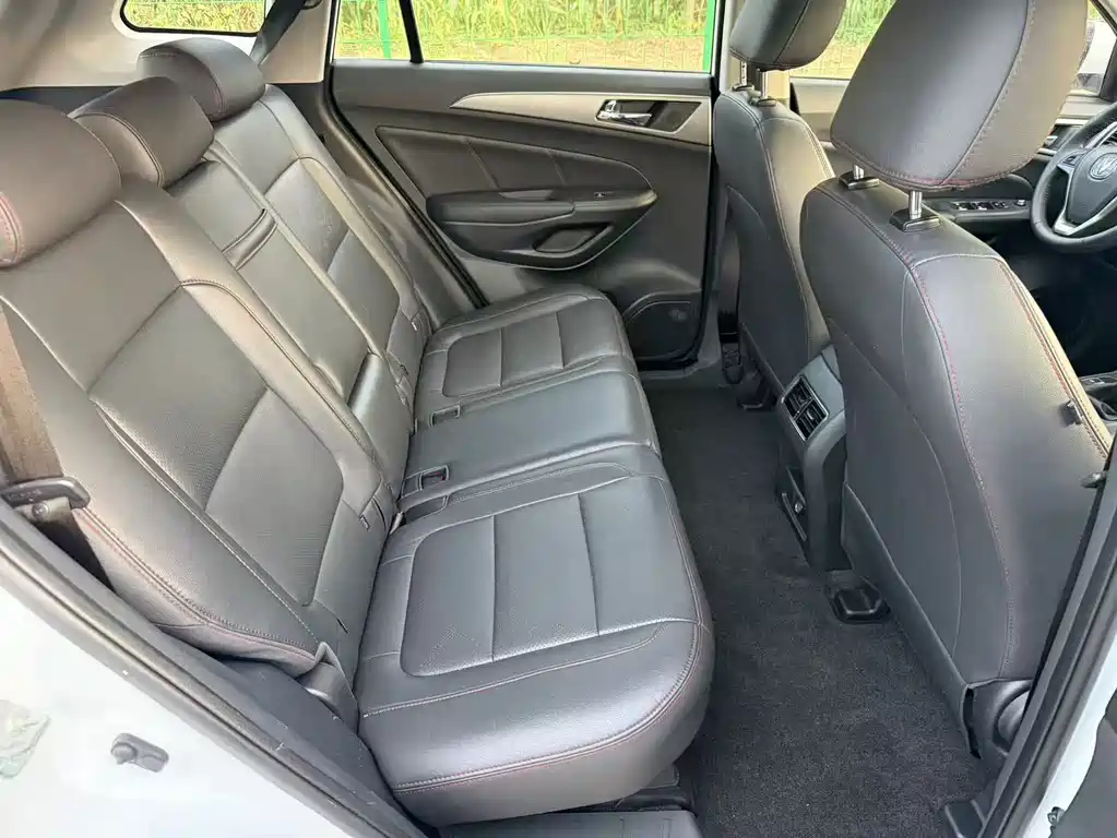 Changan CS75 — миниатюра 8