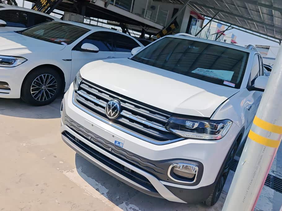 Volkswagen Tanying 1.5 л 2021 г. Белый, пробег 20400 км
