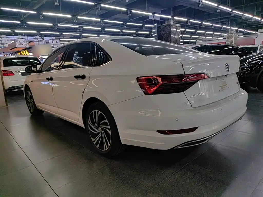 Volkswagen Sagitar — миниатюра 5