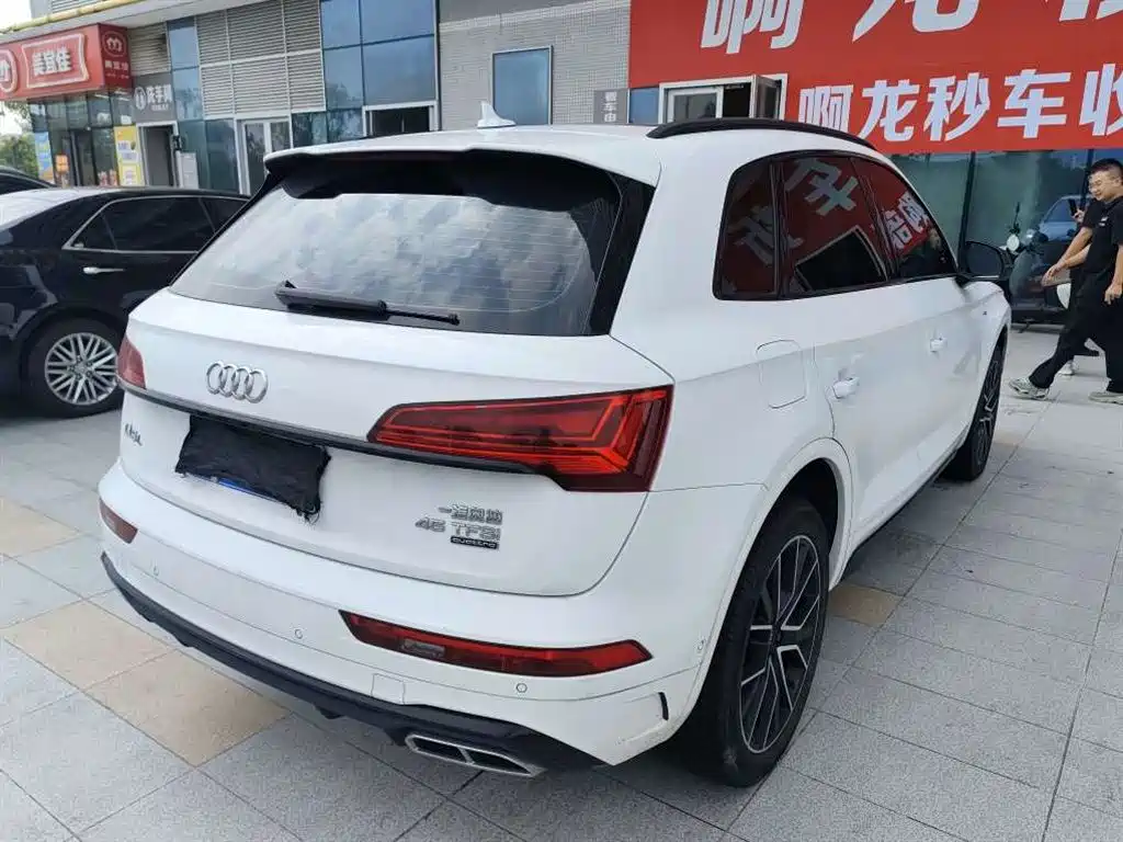 Audi Q5L — миниатюра 8