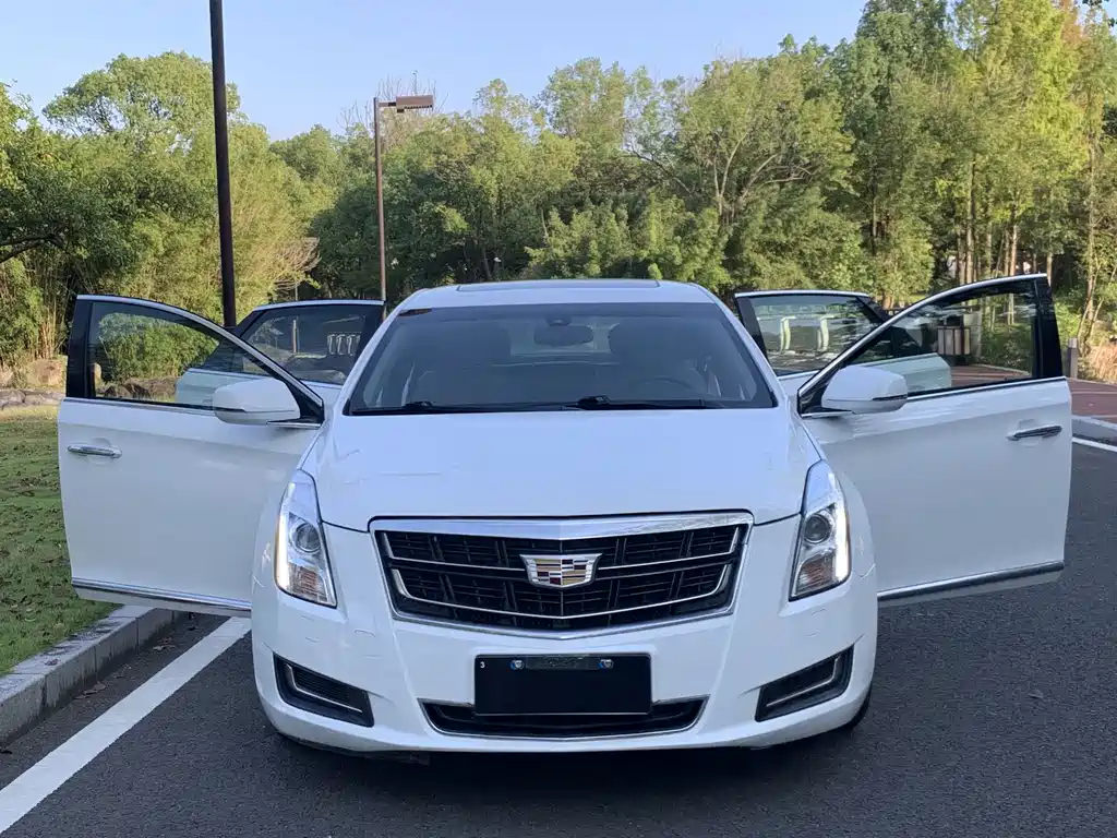 Cadillac XTS — миниатюра 5