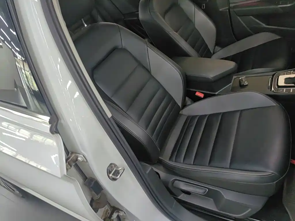 Volkswagen Sagitar — миниатюра 25