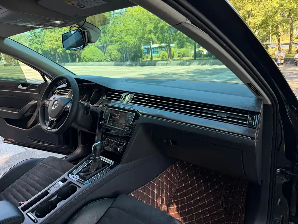 Volkswagen Magotan — миниатюра 17