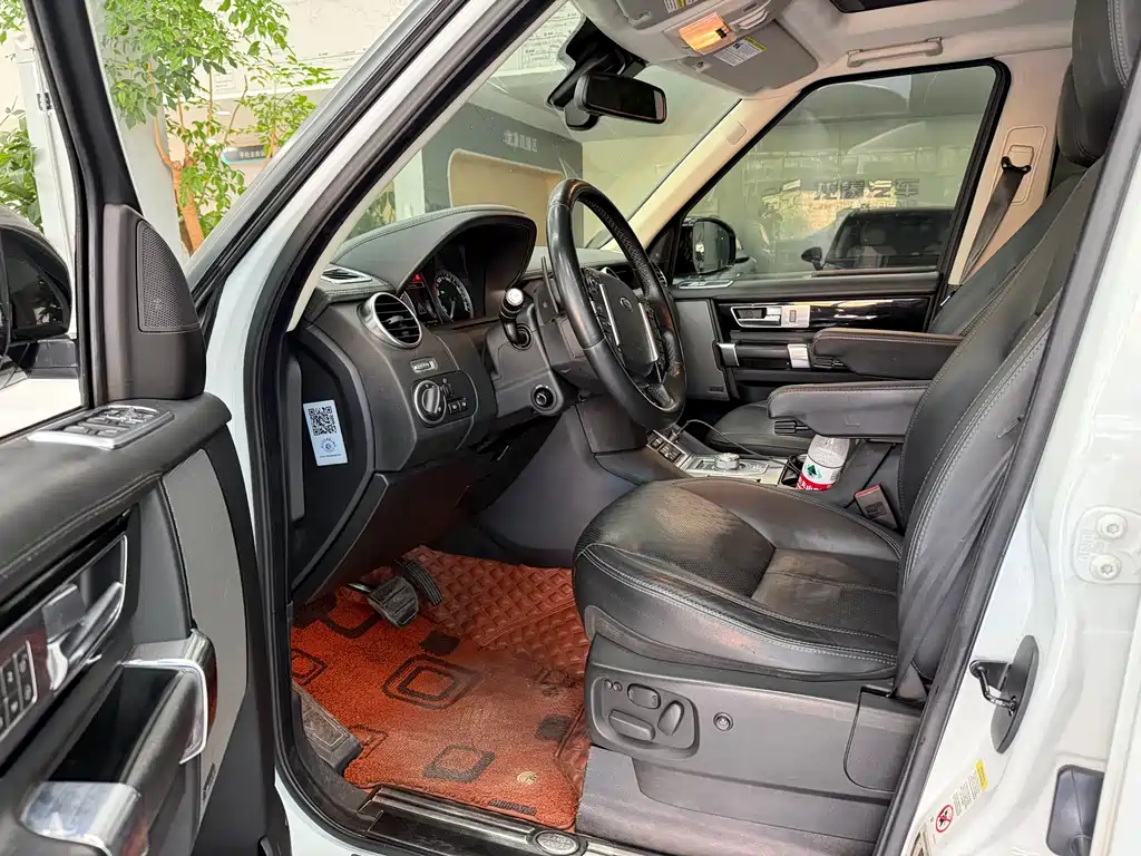 Land Rover Discovery 2014 3.0 SC V6 HSE Luxury