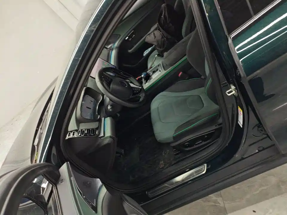 BYD Han — миниатюра 2