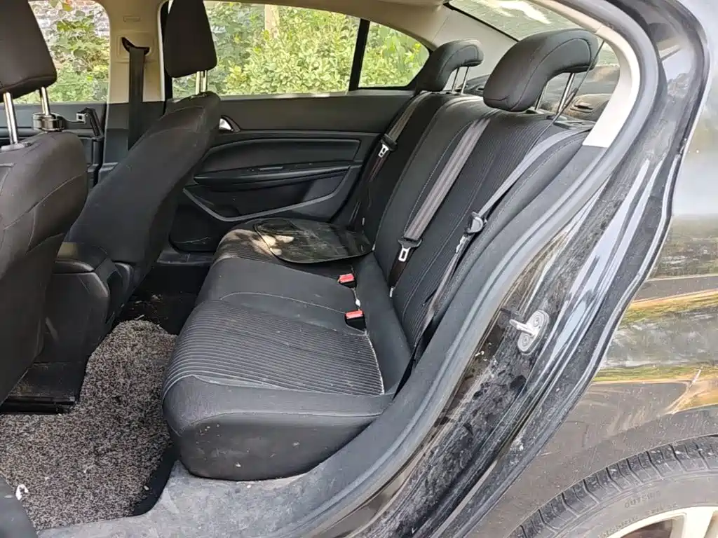 Peugeot 408 — миниатюра 17
