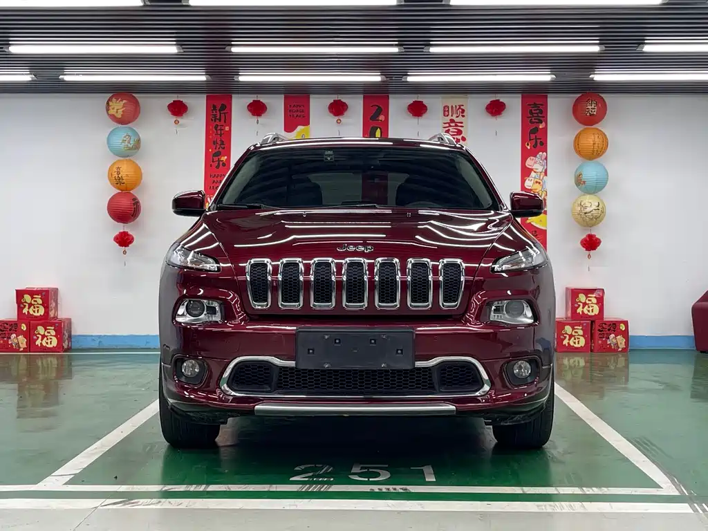 Jeep Cherokee — миниатюра 2