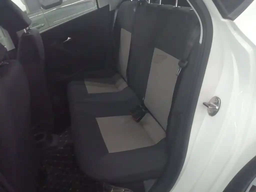 Volkswagen Polo — миниатюра 17
