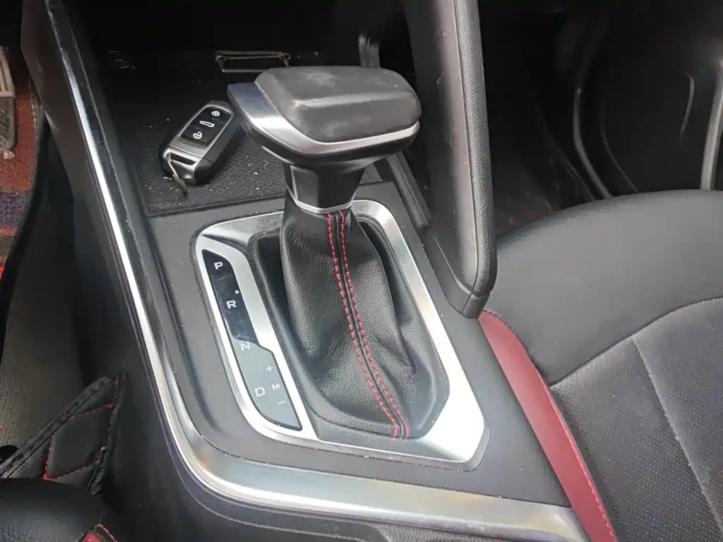 Geely Vision X3 — миниатюра 10