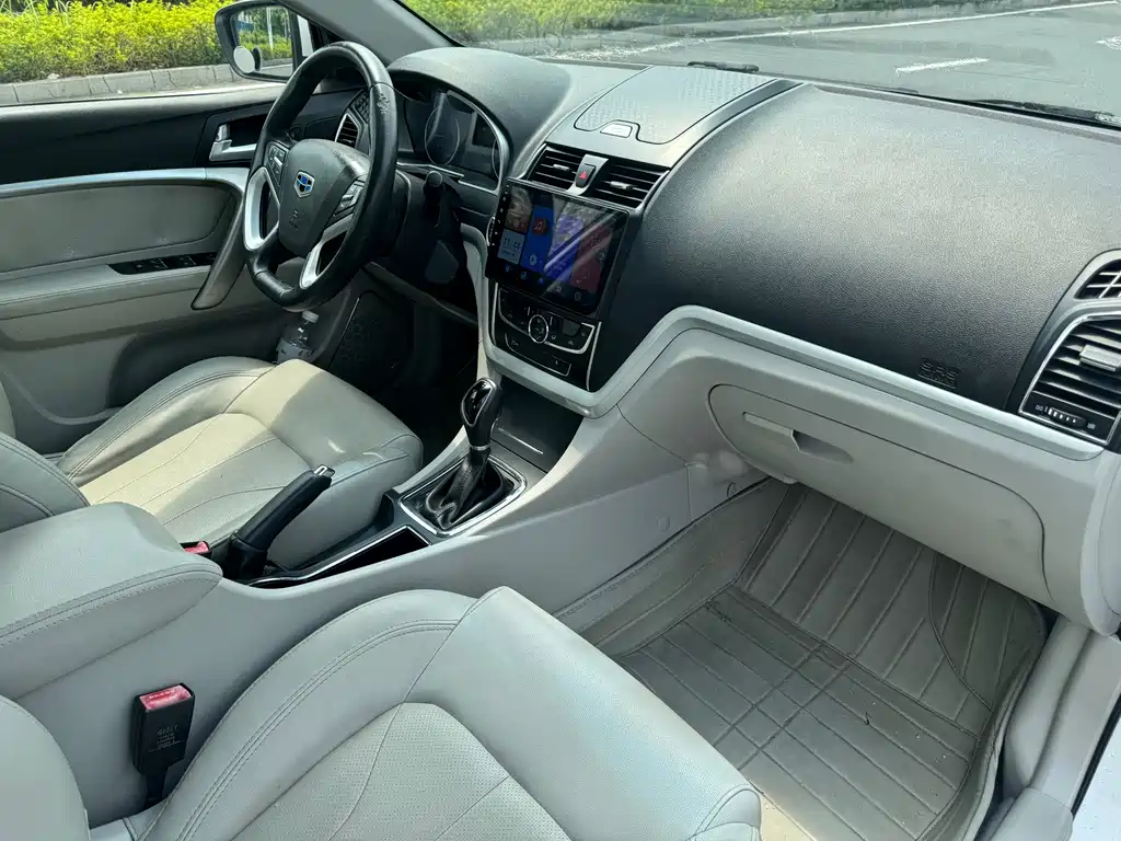 Geely Emgrand — миниатюра 10