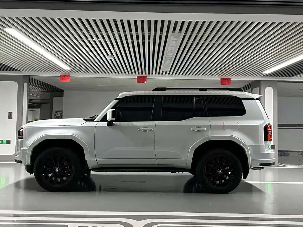 Toyota Prado — миниатюра 25