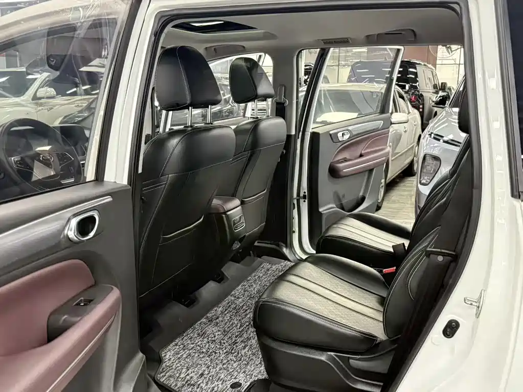 GAC Motor Trumpchi M6 — миниатюра 7