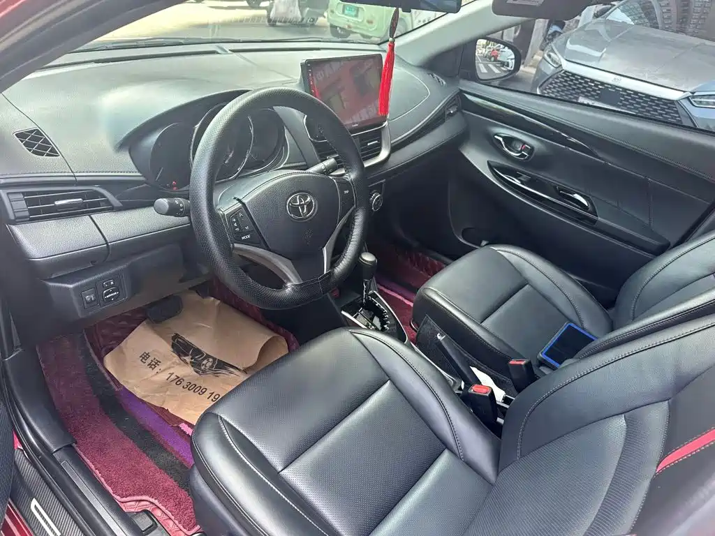 Toyota Yaris L — миниатюра 4
