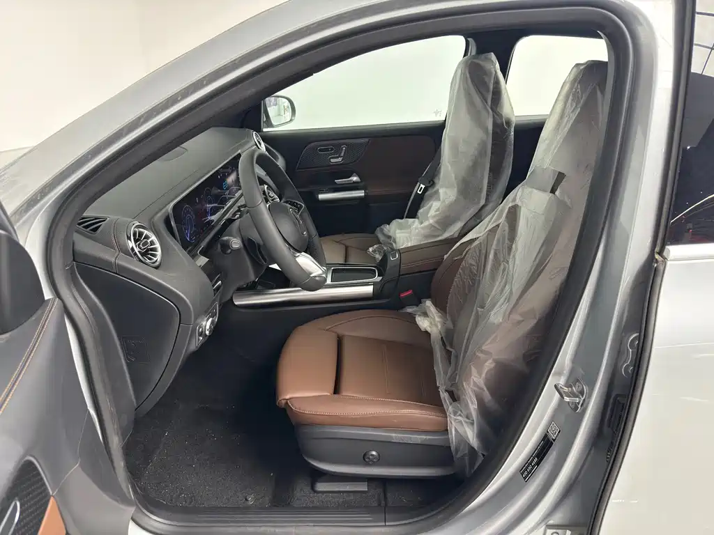 Mercedes-Benz EQA — миниатюра 10