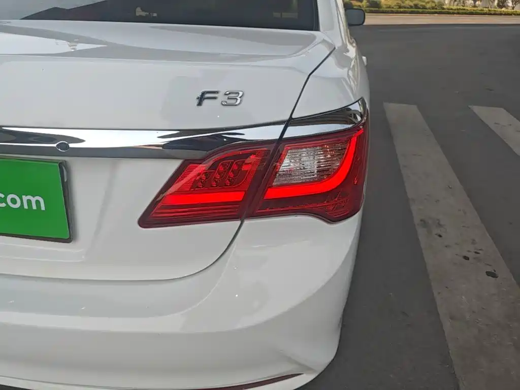 BYD F3 — миниатюра 8