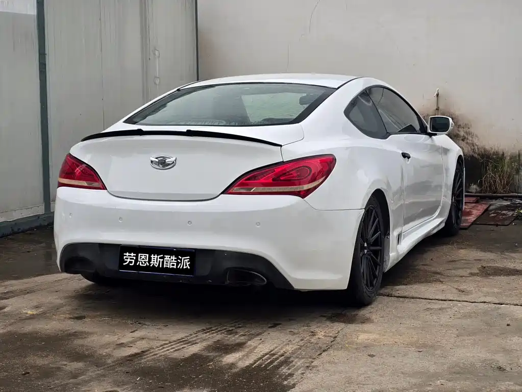 Hyundai Genesis Coupe — миниатюра 15