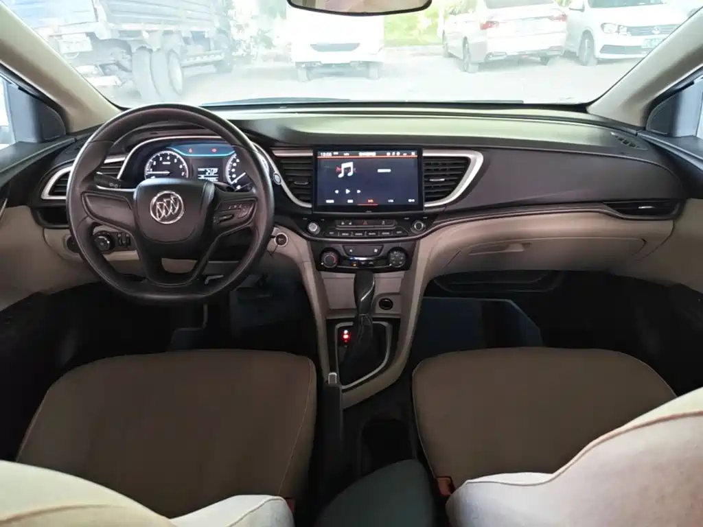 Buick Excelle — миниатюра 10