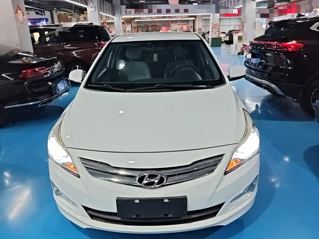 Hyundai Verna — миниатюра 3