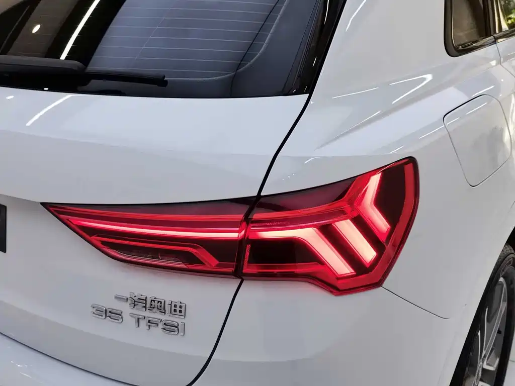 Audi Q3 — миниатюра 22