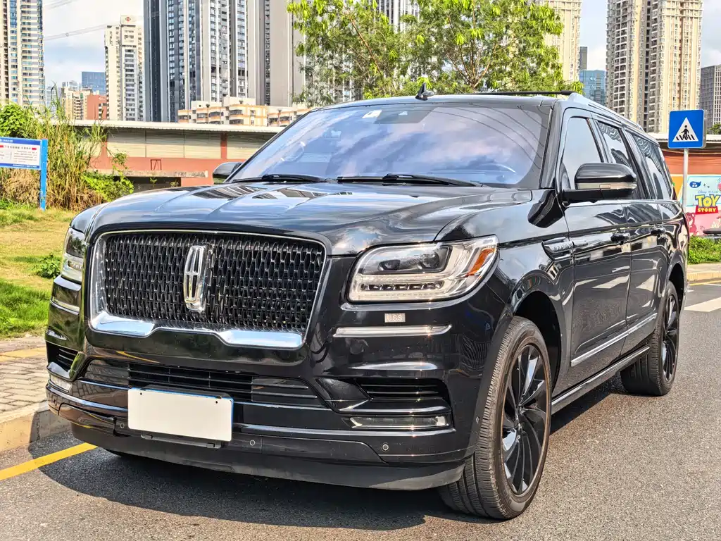 Lincoln Navigator 2021