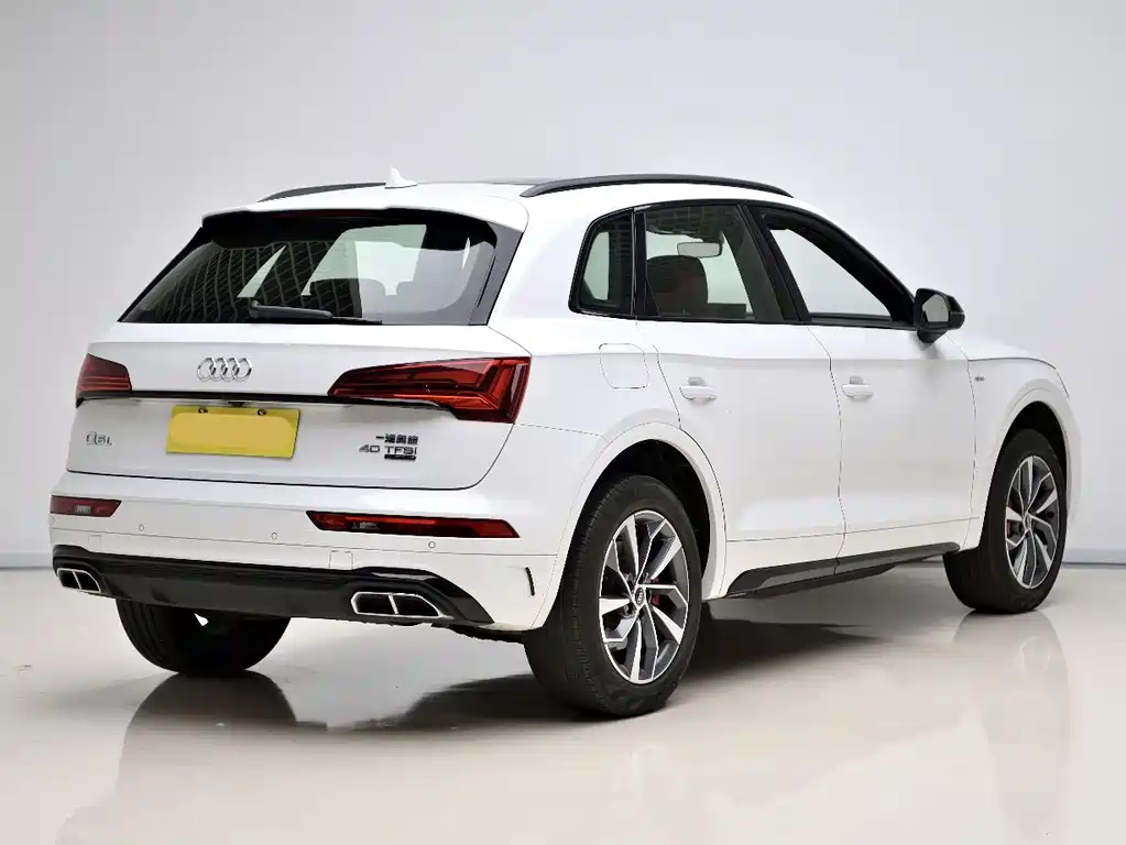 Audi Q5L 2025 45 40 TFSI Luxury
