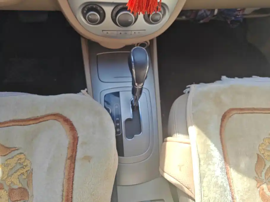 Buick Excelle — миниатюра 16