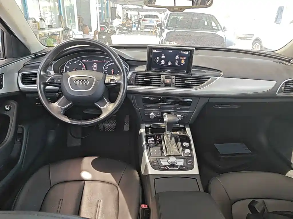 Audi A6L — миниатюра 10