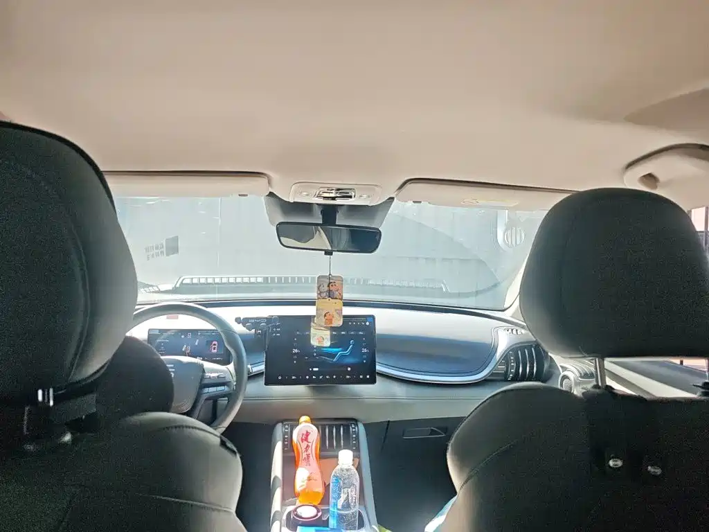 BYD Yuan Plus — миниатюра 15