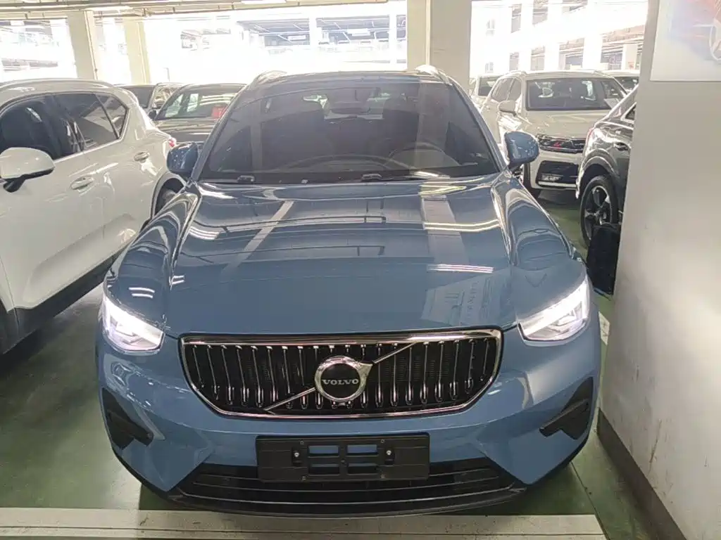 Volvo XC40 — миниатюра 3