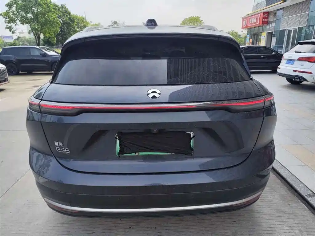 NIO ES6 — миниатюра 8