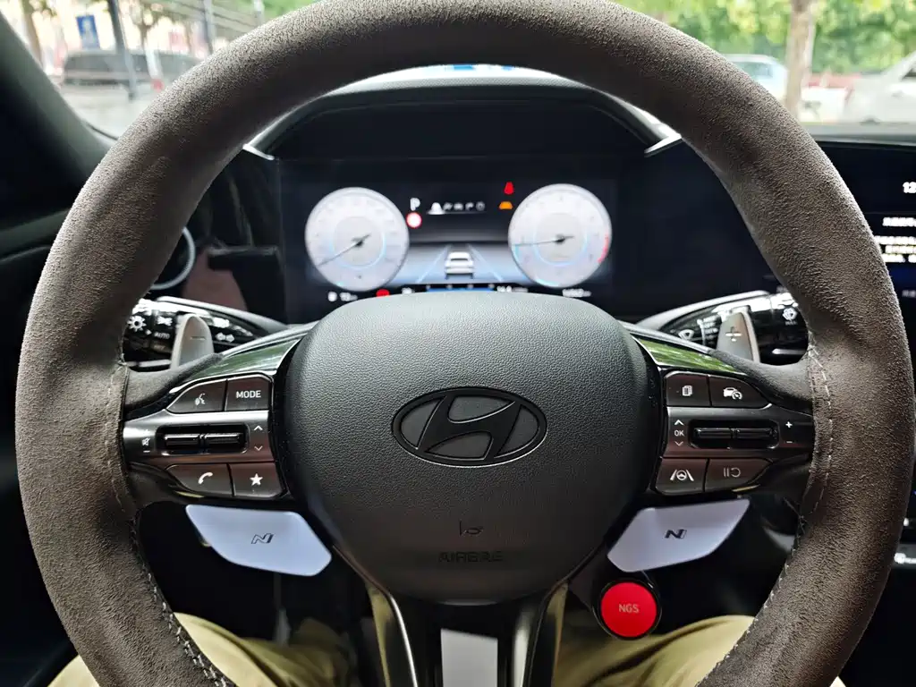 Hyundai Elantra N — миниатюра 22