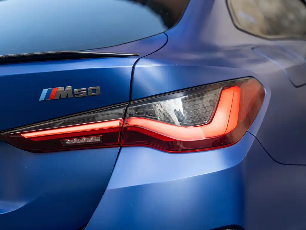 BMW i4 — миниатюра 7