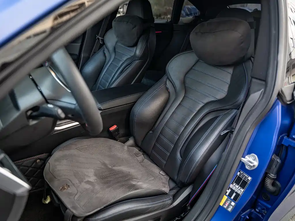 BMW i4 — миниатюра 17