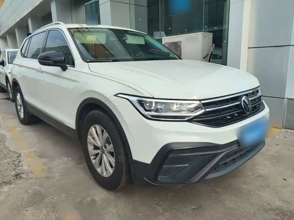 Volkswagen Tiguan L — миниатюра 4