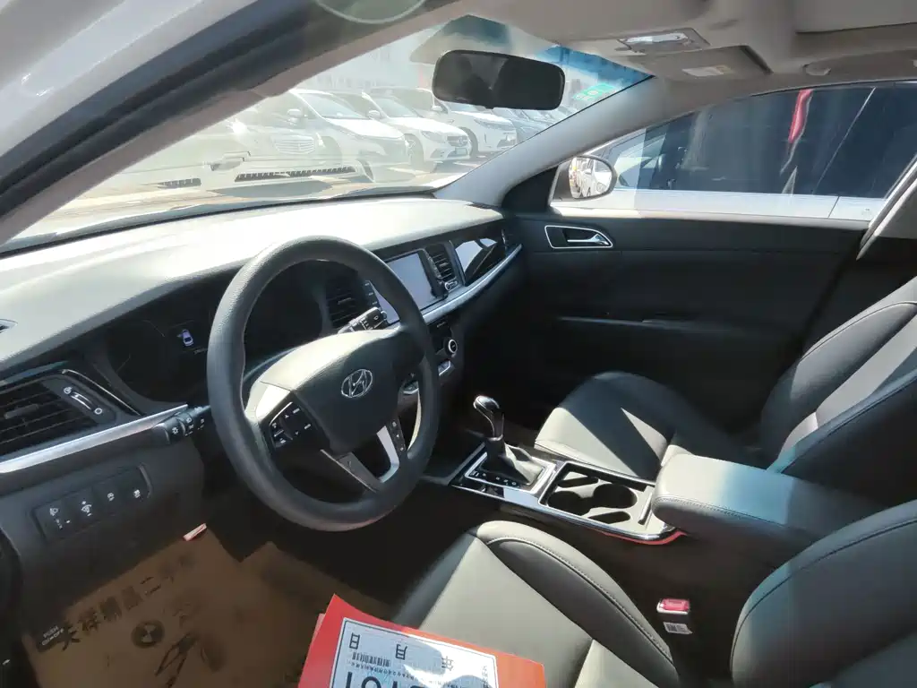 Hyundai Mistra — миниатюра 5