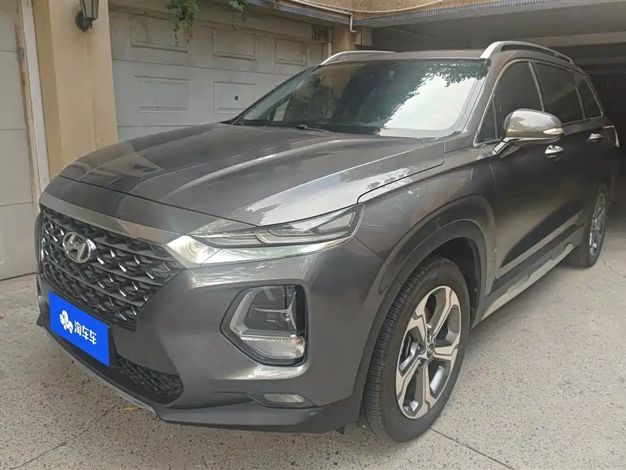 Купить Hyundai Santa Fe