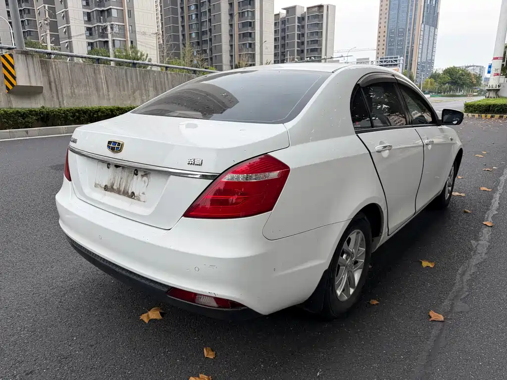 Geely Emgrand — миниатюра 4