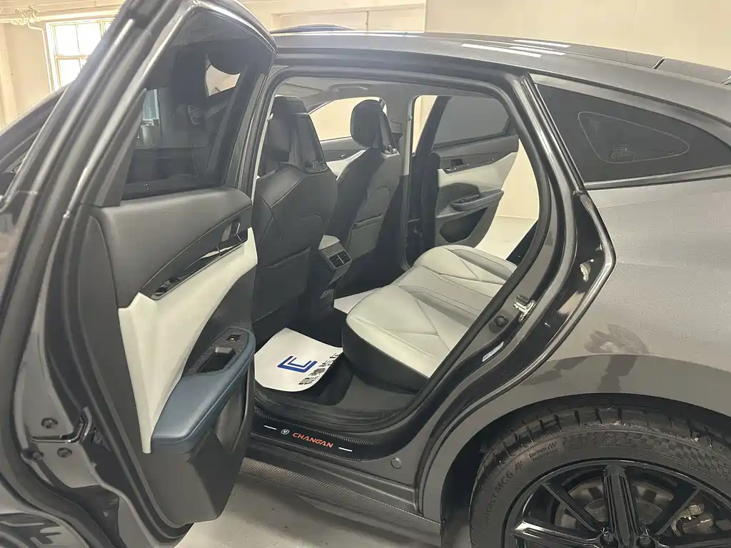 Changan UNI-V iDD — миниатюра 12