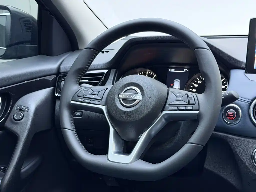 Nissan Qashqai — миниатюра 16