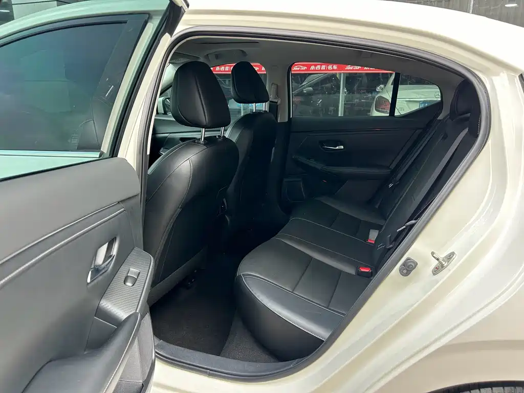 Nissan Sylphy — миниатюра 7