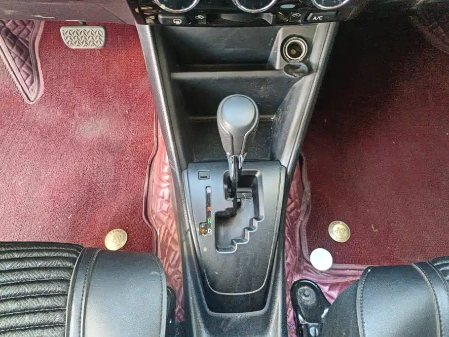 Toyota Vios FS — миниатюра 16