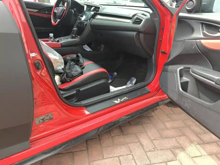Honda Civic — миниатюра 8